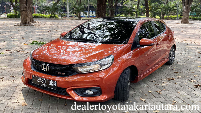 Honda Brio: Mobil Kompak dengan Performa Handal